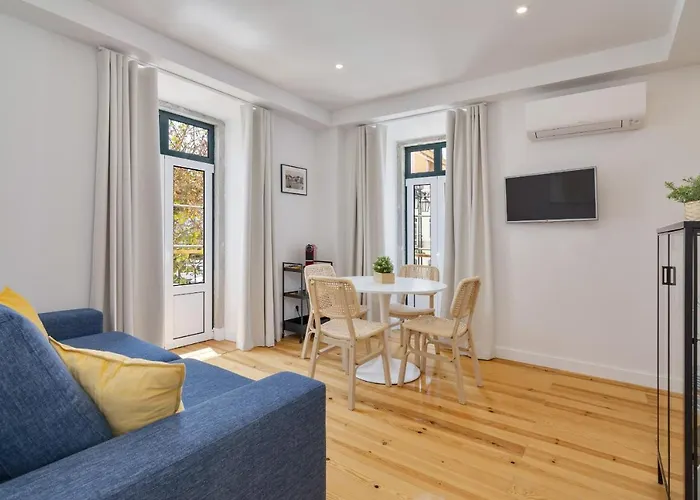 Premium * Σετούμπαλ